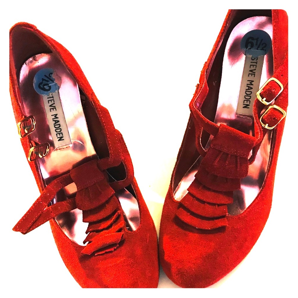 Steve Madden Size 6 1/2 Burgundy High Heeled Shoes